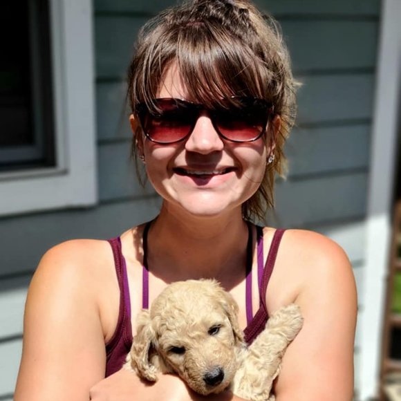 Meet your Posher, Maria - Picture 1 of 2